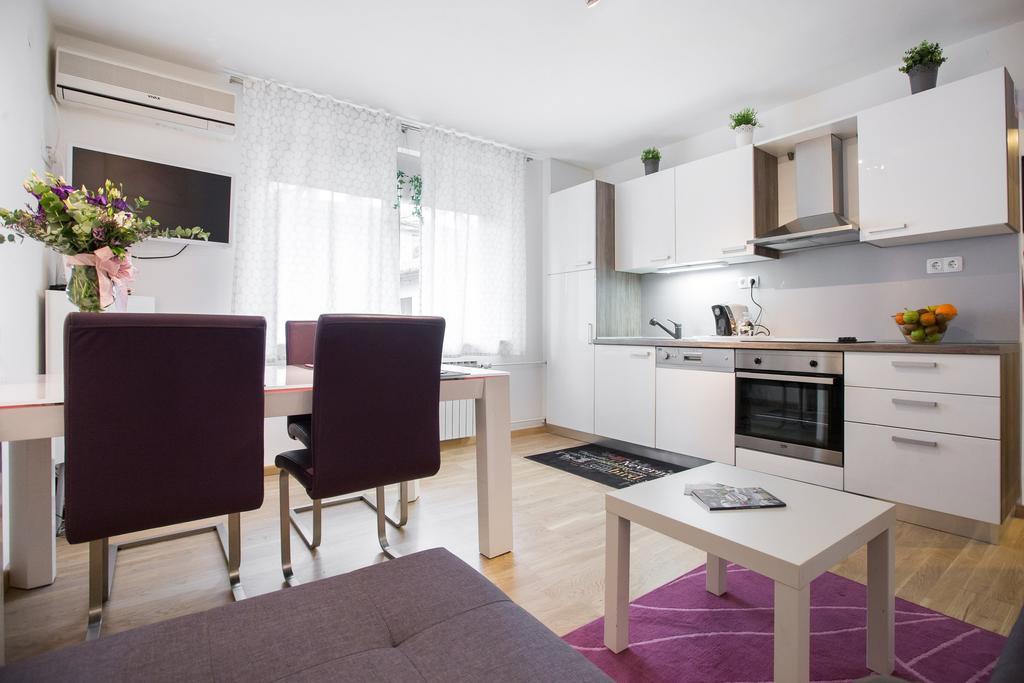 Apartment Max Загреб Екстериор снимка