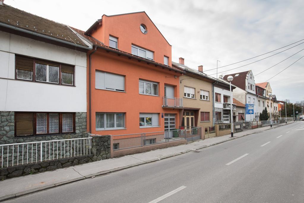 Apartment Max Загреб Екстериор снимка