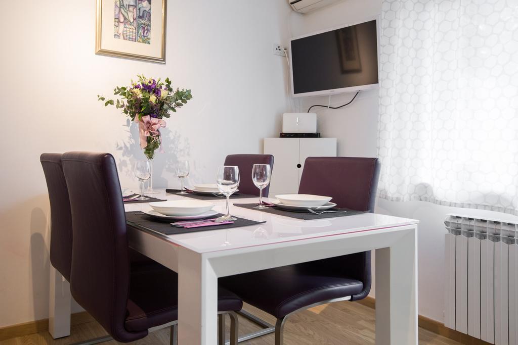 Apartment Max Загреб Екстериор снимка